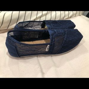 Toms lace sneakers - NEW